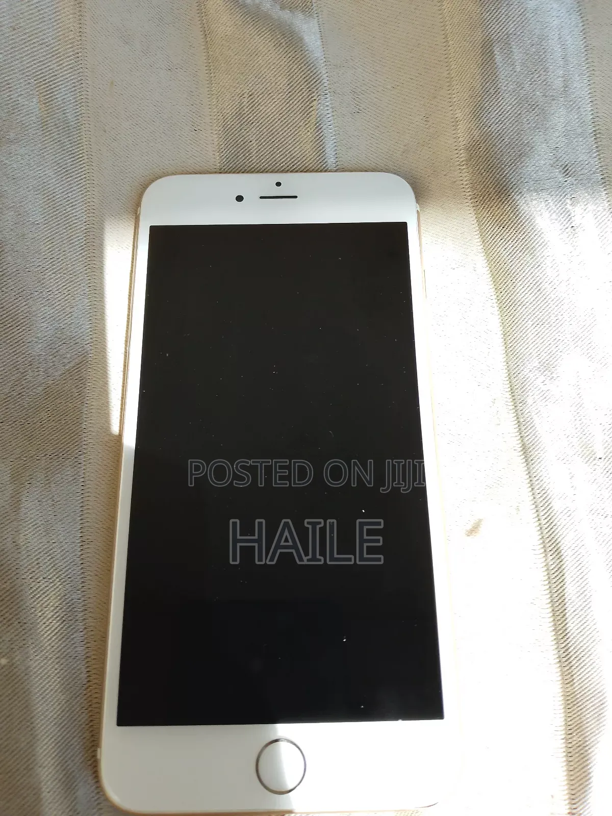 New Apple iPhone 6 Plus 16 GB Gold