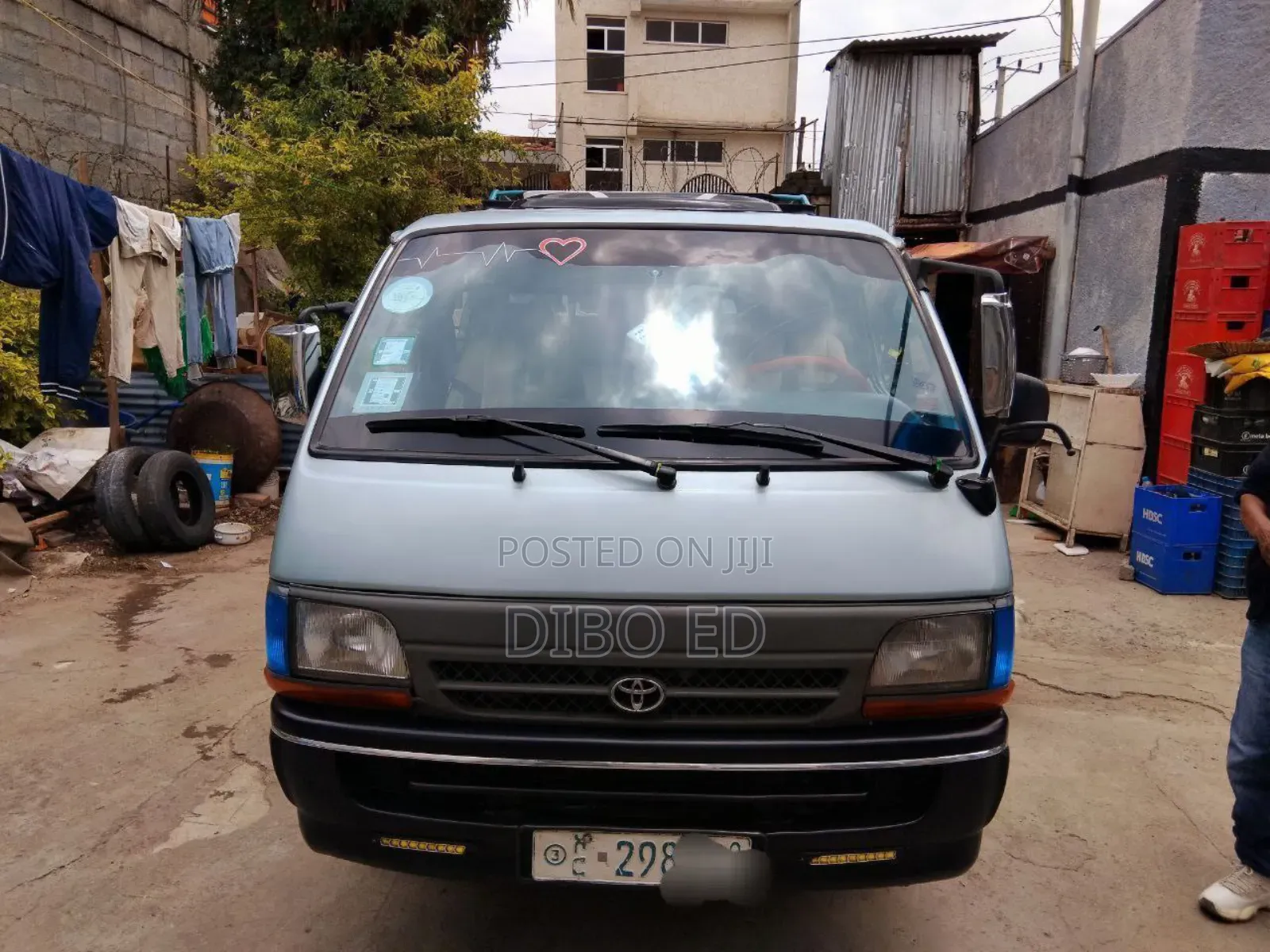 Toyota HiAce 2003 Blue