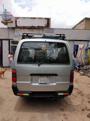 Toyota HiAce 2003 Blue