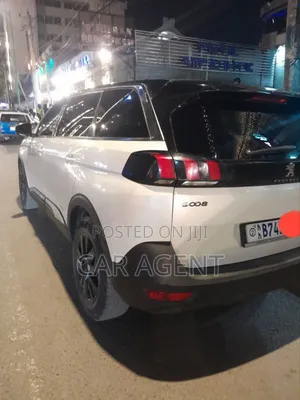 Peugeot 5008 2020 White