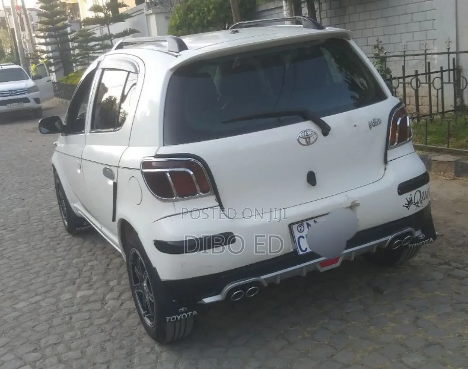 Toyota Vitz 2004 White