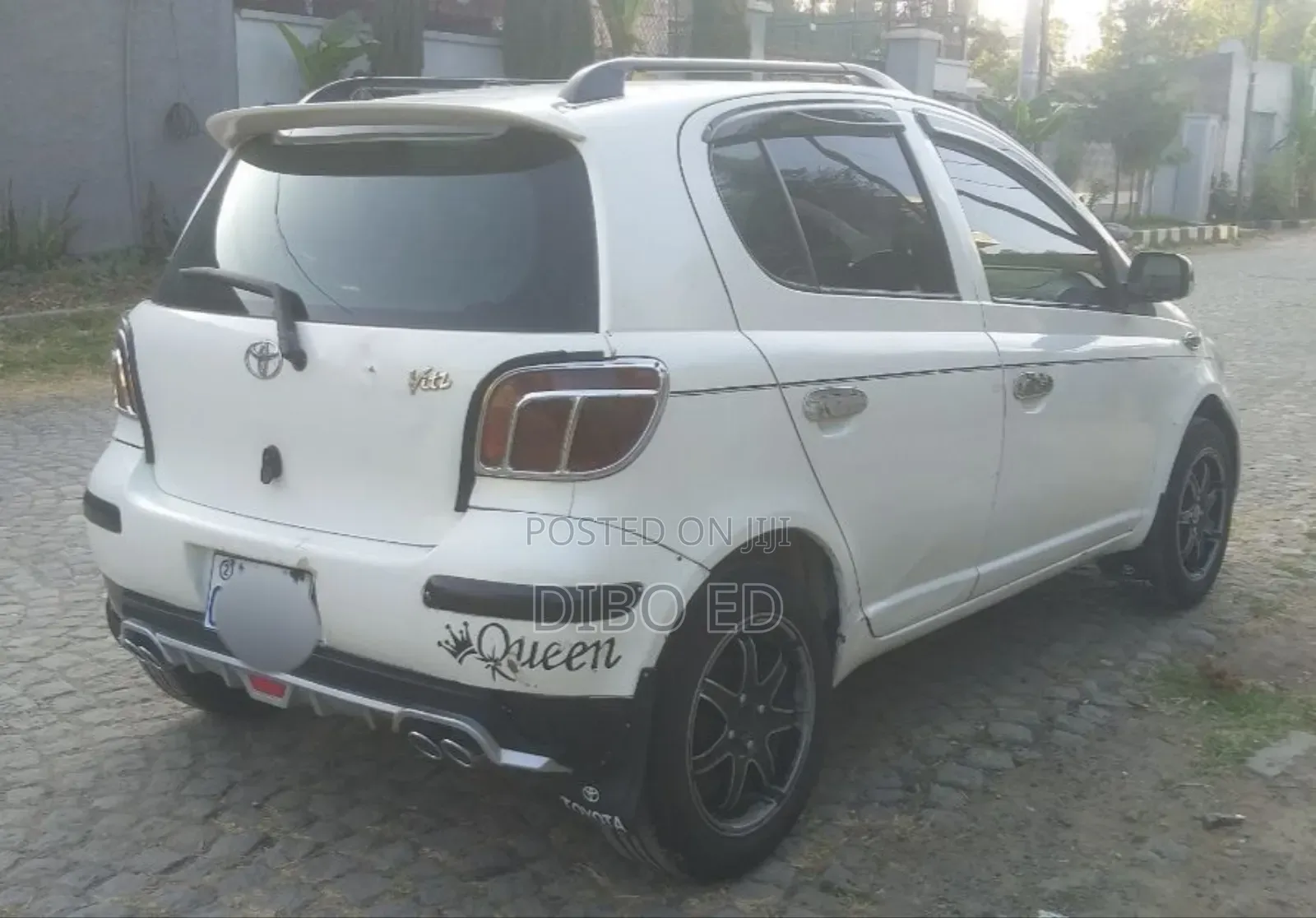 Toyota Vitz 2004 White