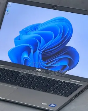 Photo - New Laptop Dell Latitude 5520 16GB Intel Core I7 SSD 512GB