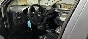 Mitsubishi Attrage 2021 Silver