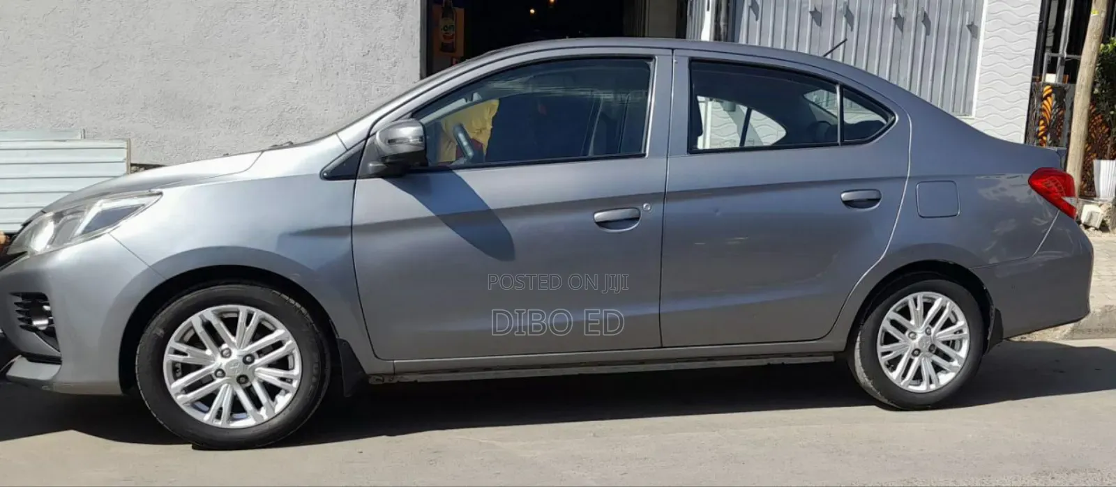 Mitsubishi Attrage 2021 Silver