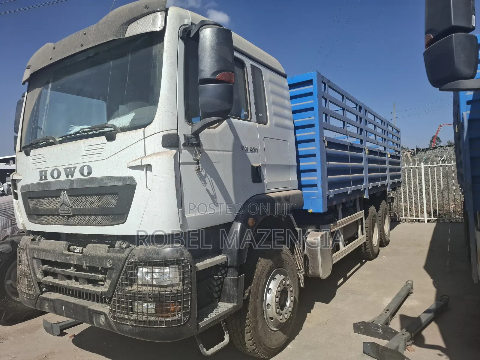 Sinotruk Cargo Truck (Bank50%)15,000,000