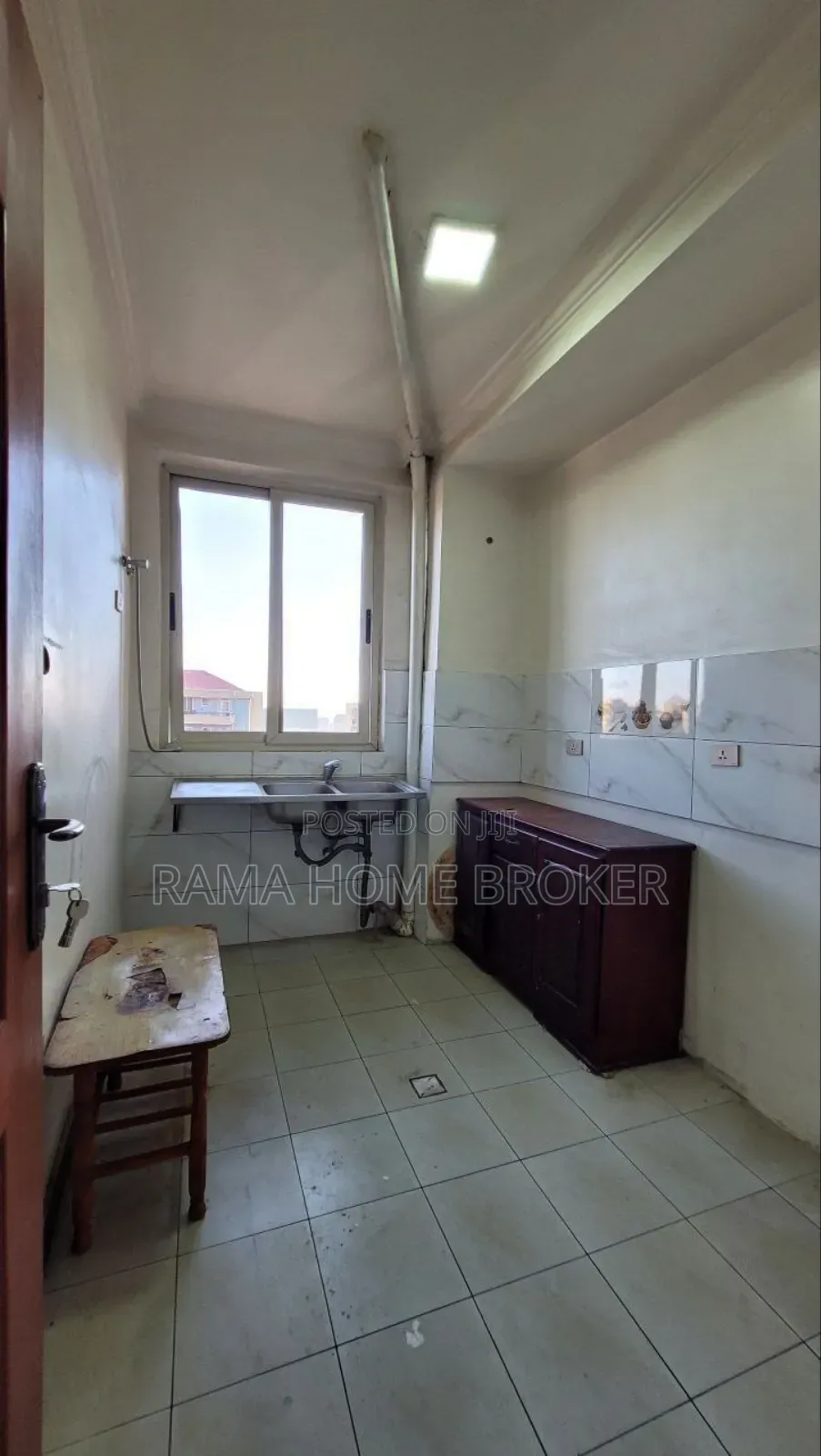 Furnished 2bdrm Condo in Yeka for sale