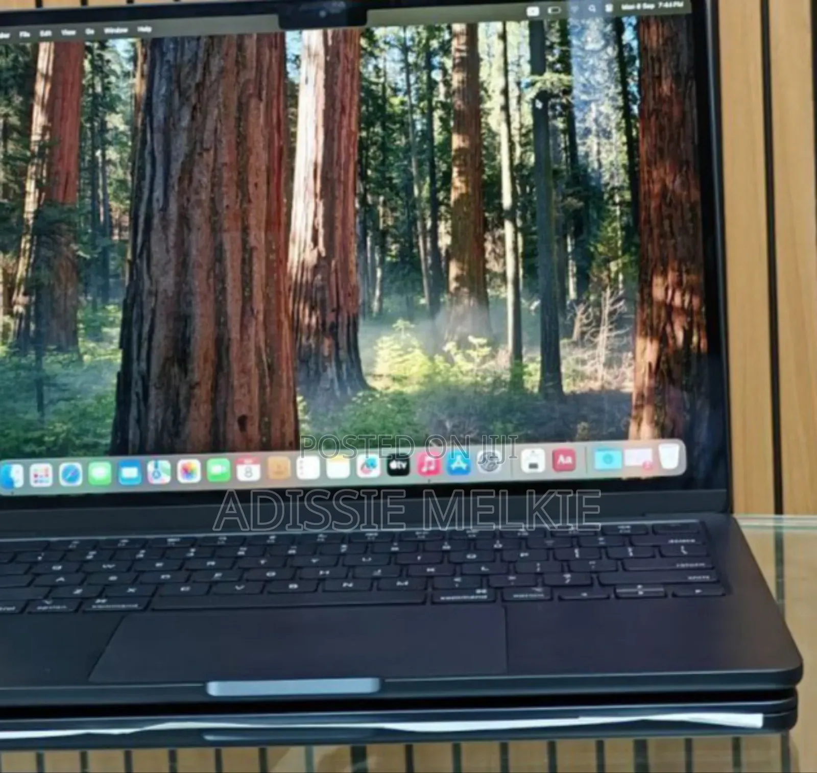 New Laptop Apple MacBook Air 2024 M3 13-Inch 16GB Apple M3 SSD 256GB