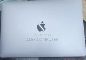 New Laptop Apple MacBook Pro 2022 M2 8GB Apple M2 SSD 256GB