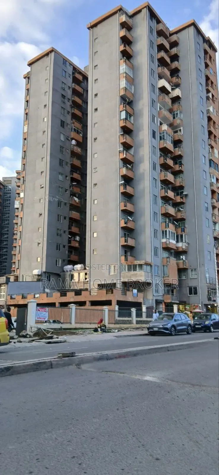 Furnished 2bdrm Condo in Yeka for sale