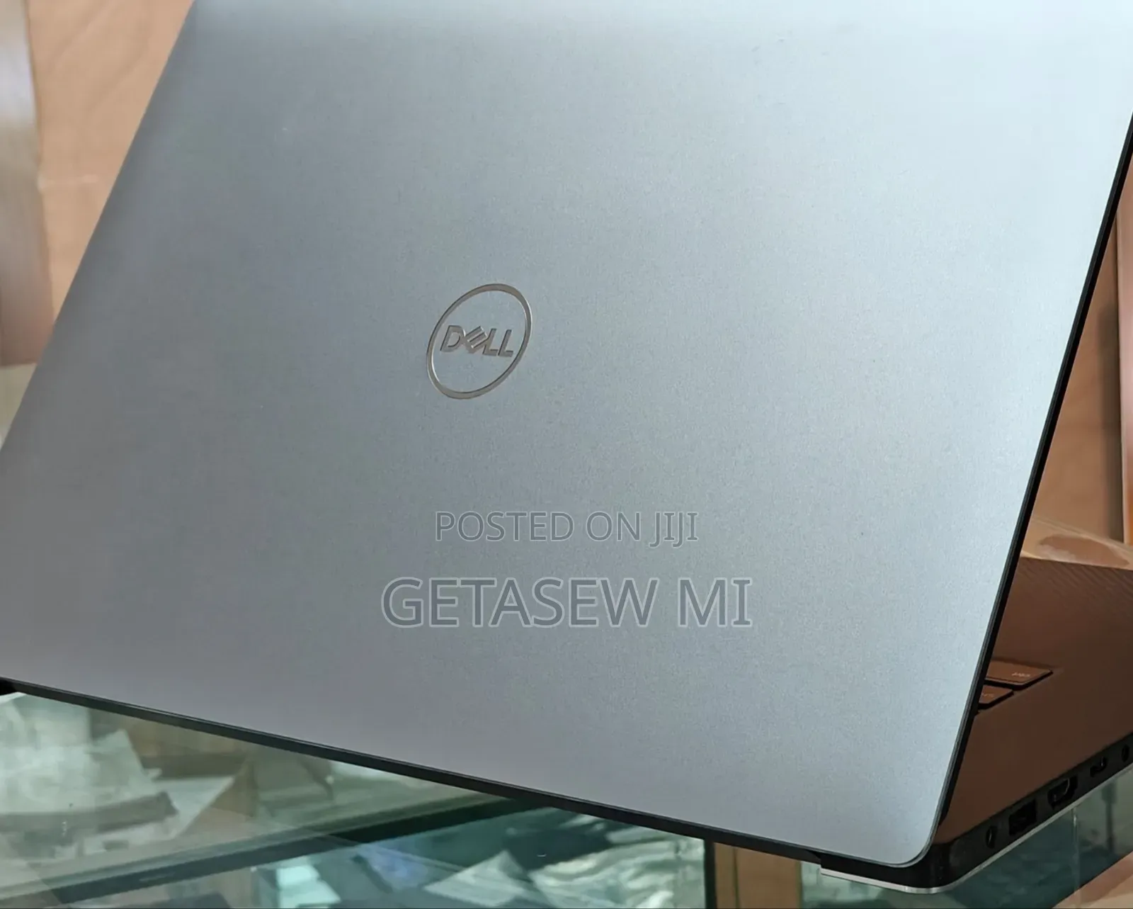 New Laptop Dell Precision 5540 16GB Intel Core I9 SSD 512GB