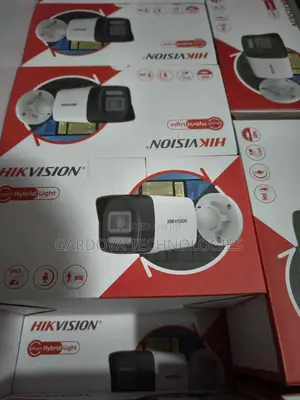 Hikvision 4mp Ip Camera – Smart Hybrid Light | Ds-2cd1143g2-Liu(2.8mm)