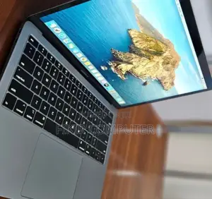 New Laptop Apple MacBook Air 2019 8GB Intel Core I5 SSD 128GB