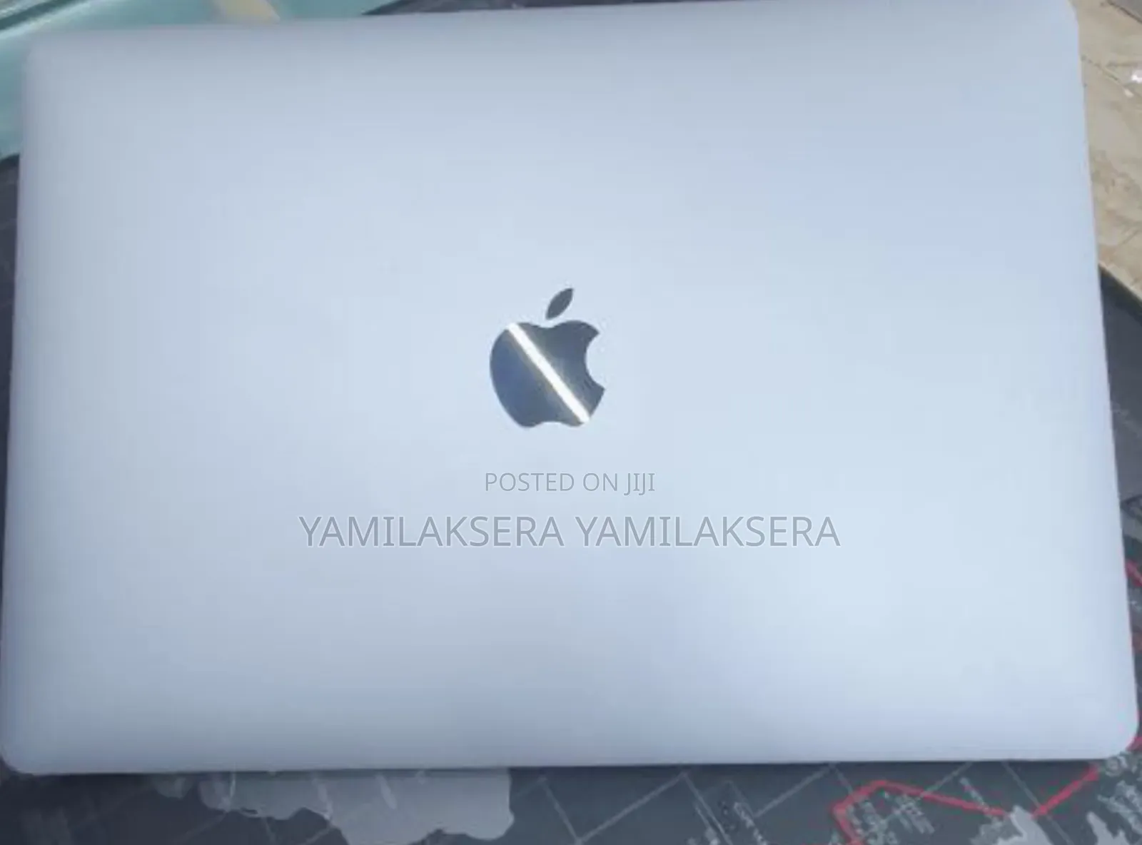 New Laptop Apple MacBook Pro 2022 M2 8GB Apple M2 SSD 256GB