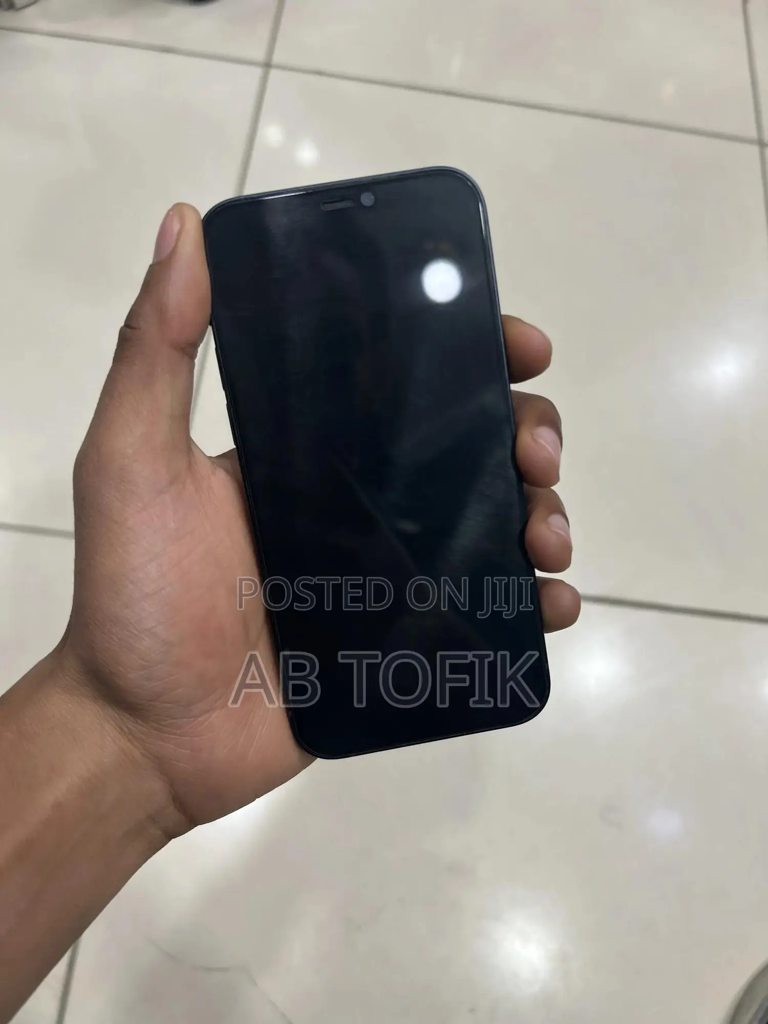 New Apple iPhone 12 64 GB Blue