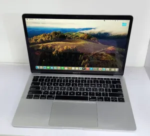 New Laptop Apple MacBook 2019 8GB Intel Core I5 SSD 256GB