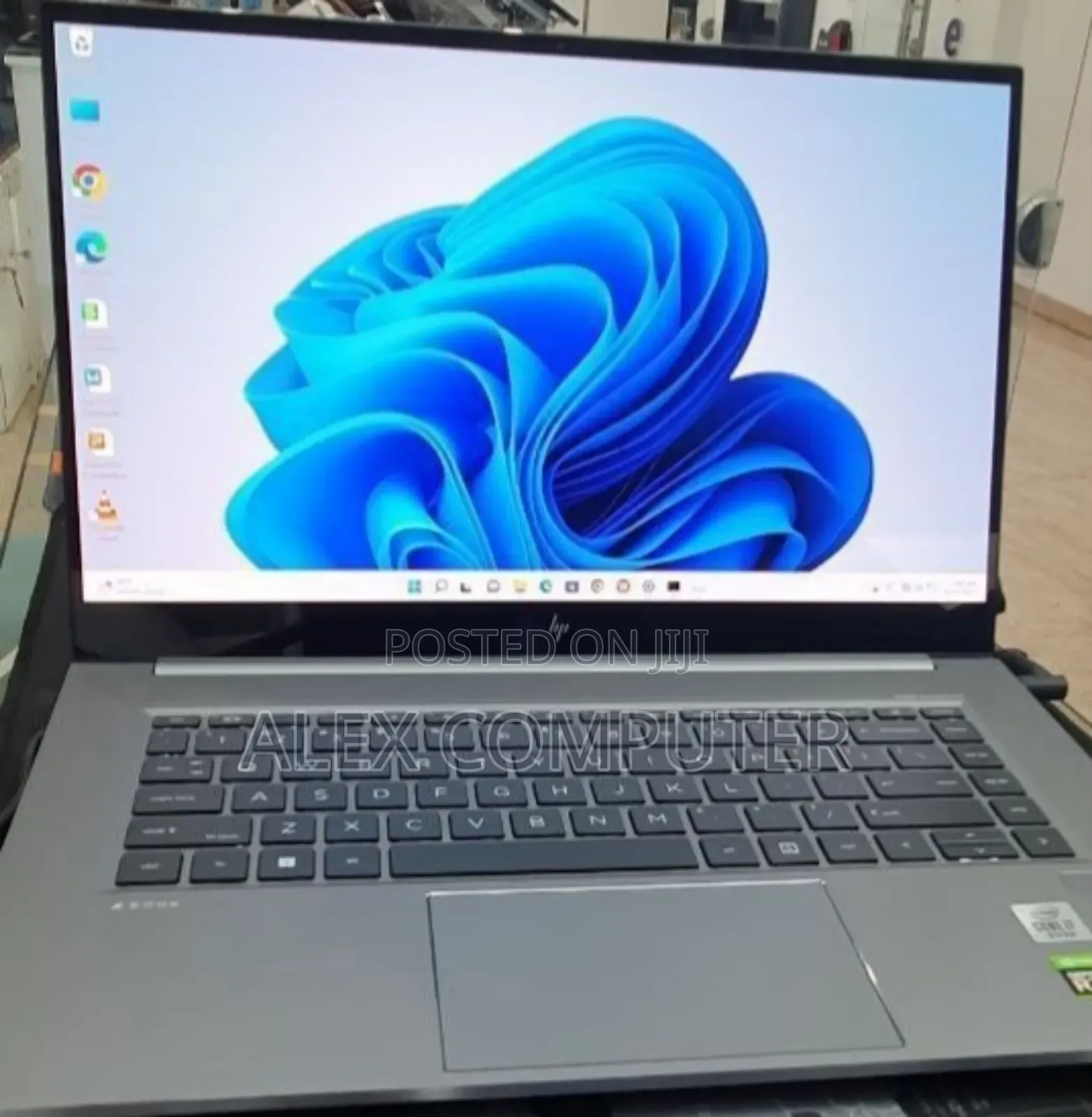 New Laptop HP Zbook Studio G7 16GB Intel Core I7 SSD 1T
