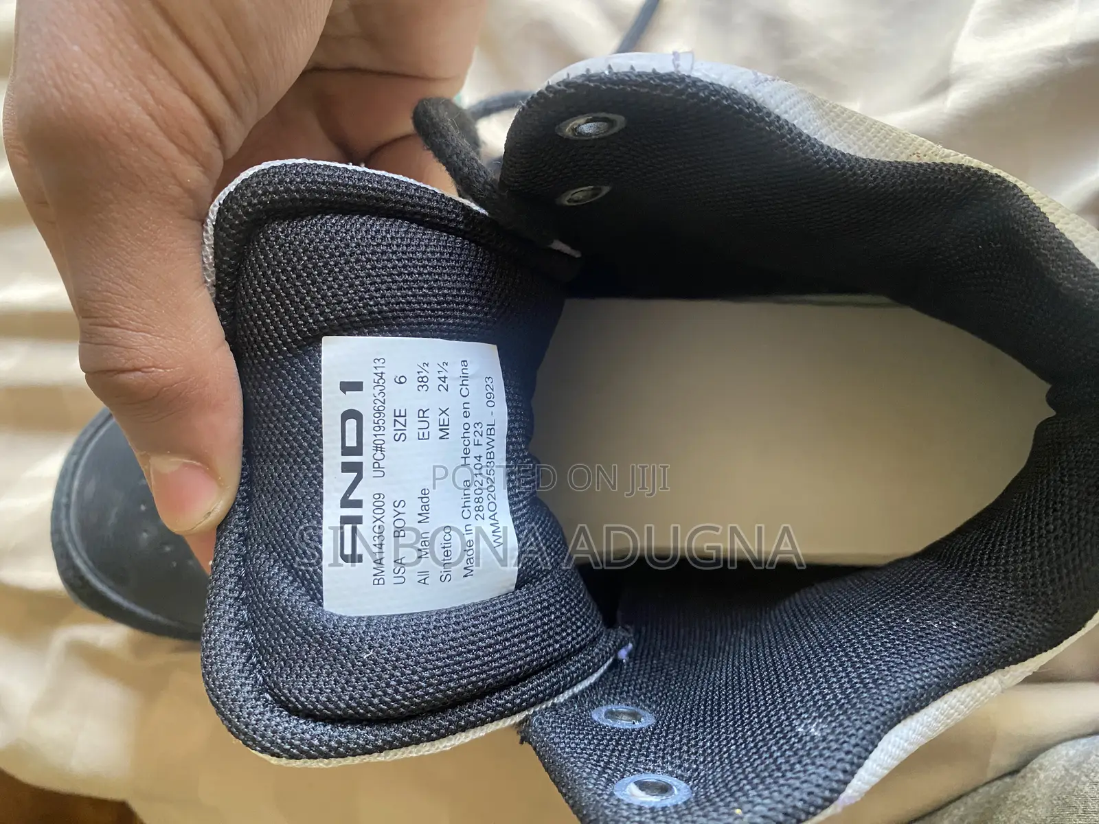 Shoes for Sell Just Sitted There for a Long Time Came From Usa