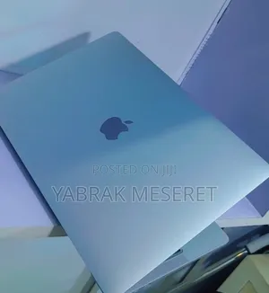 New Laptop Apple MacBook Air 2022 M2 8GB Apple M2 SSD 256GB