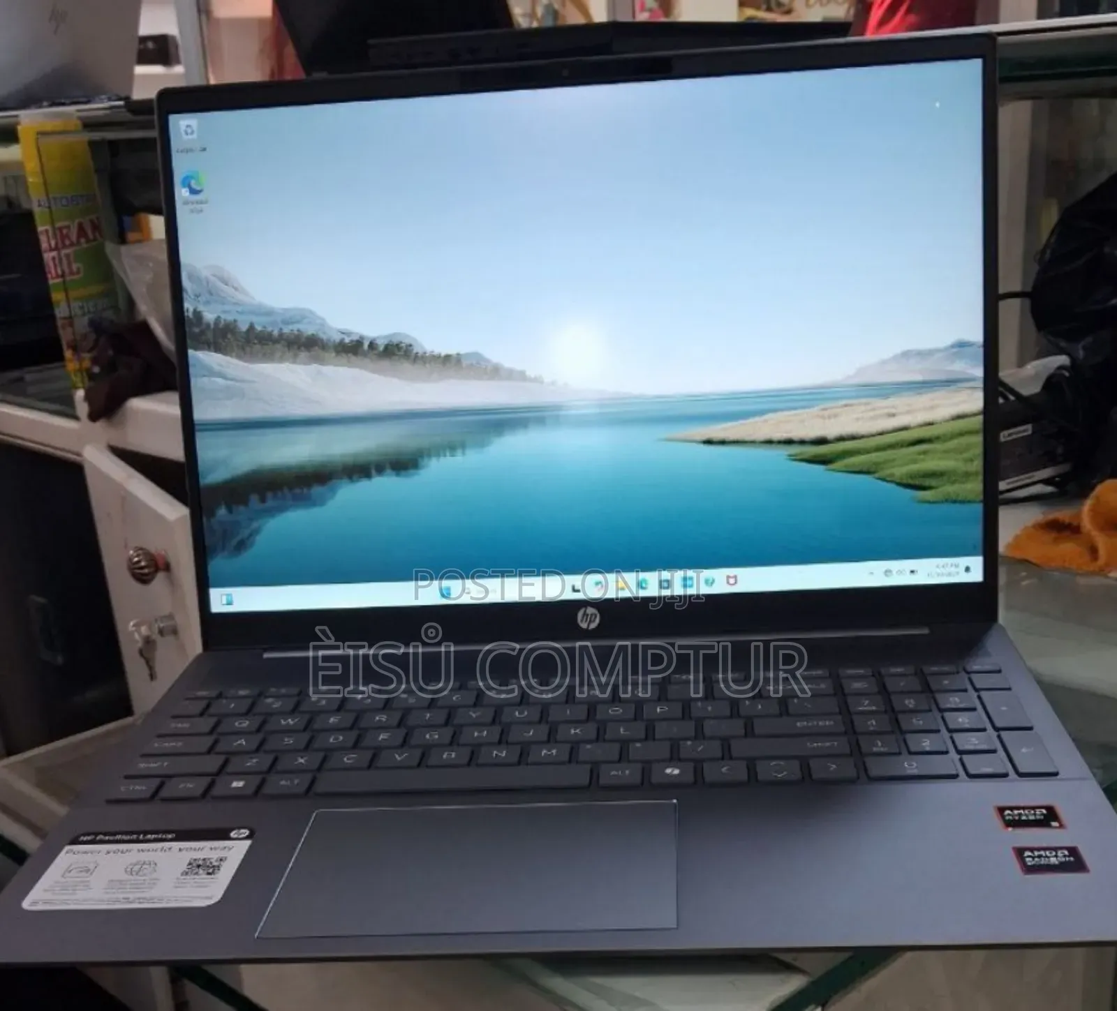 New Laptop HP Pavilion 15 8GB AMD Ryzen 5 SSD 512GB