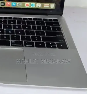 New Laptop Apple MacBook Air 2019 8GB Intel Core I5 SSD 256GB