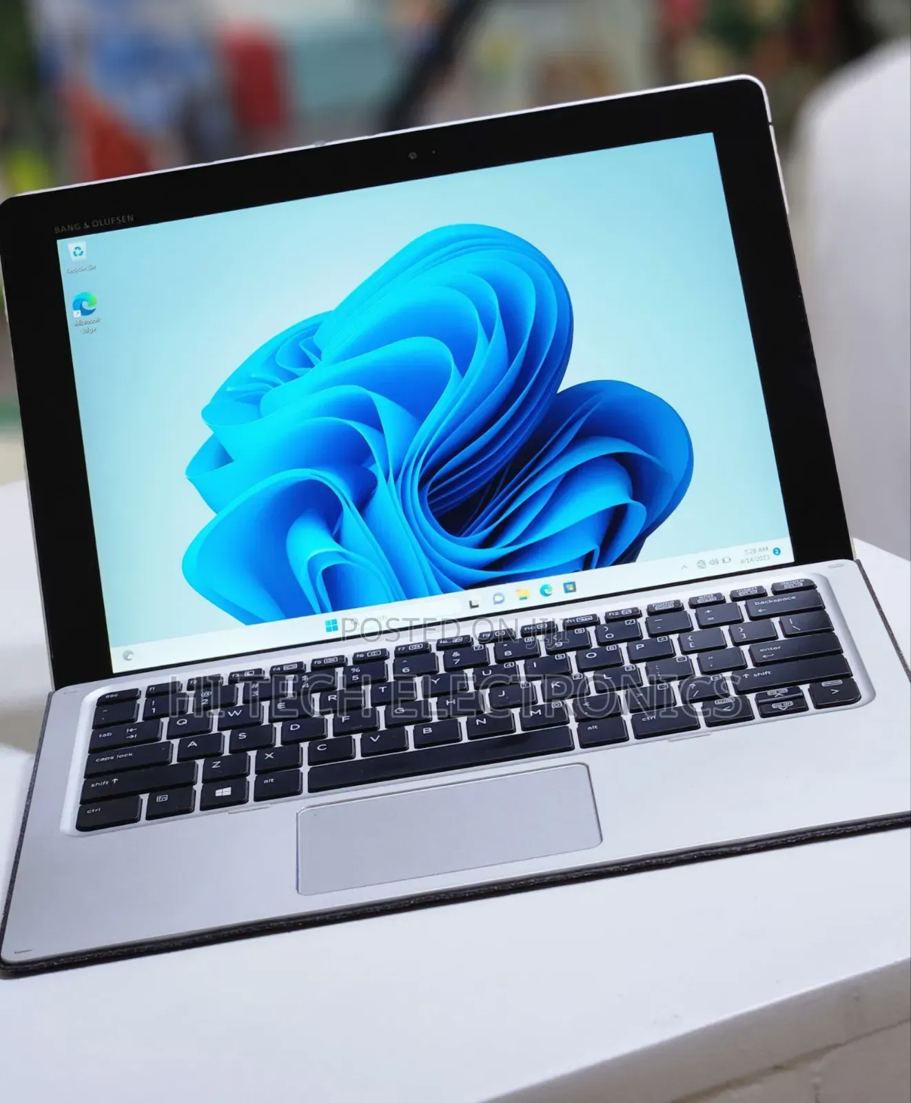 New Laptop HP Elite X2 1012 8GB Intel Core 7 SSD 256GB