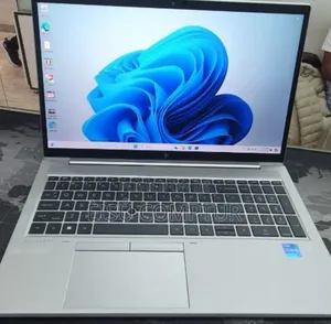 New Laptop HP EliteBook 850 G8 16GB Intel Core I7 SSD 512GB