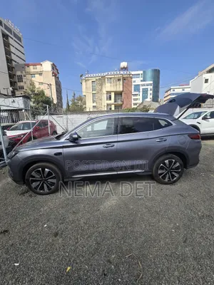 New BYD Song Plus 1.5 CVT Hybrid FWD 2024 Silver