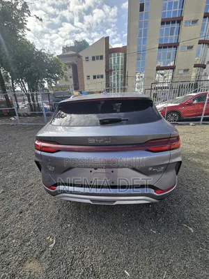 New BYD Song Plus 1.5 CVT Hybrid FWD 2024 Silver