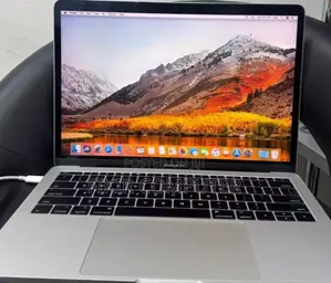 New Laptop Apple MacBook Pro 2017 8GB Intel Core I5 SSD 128GB