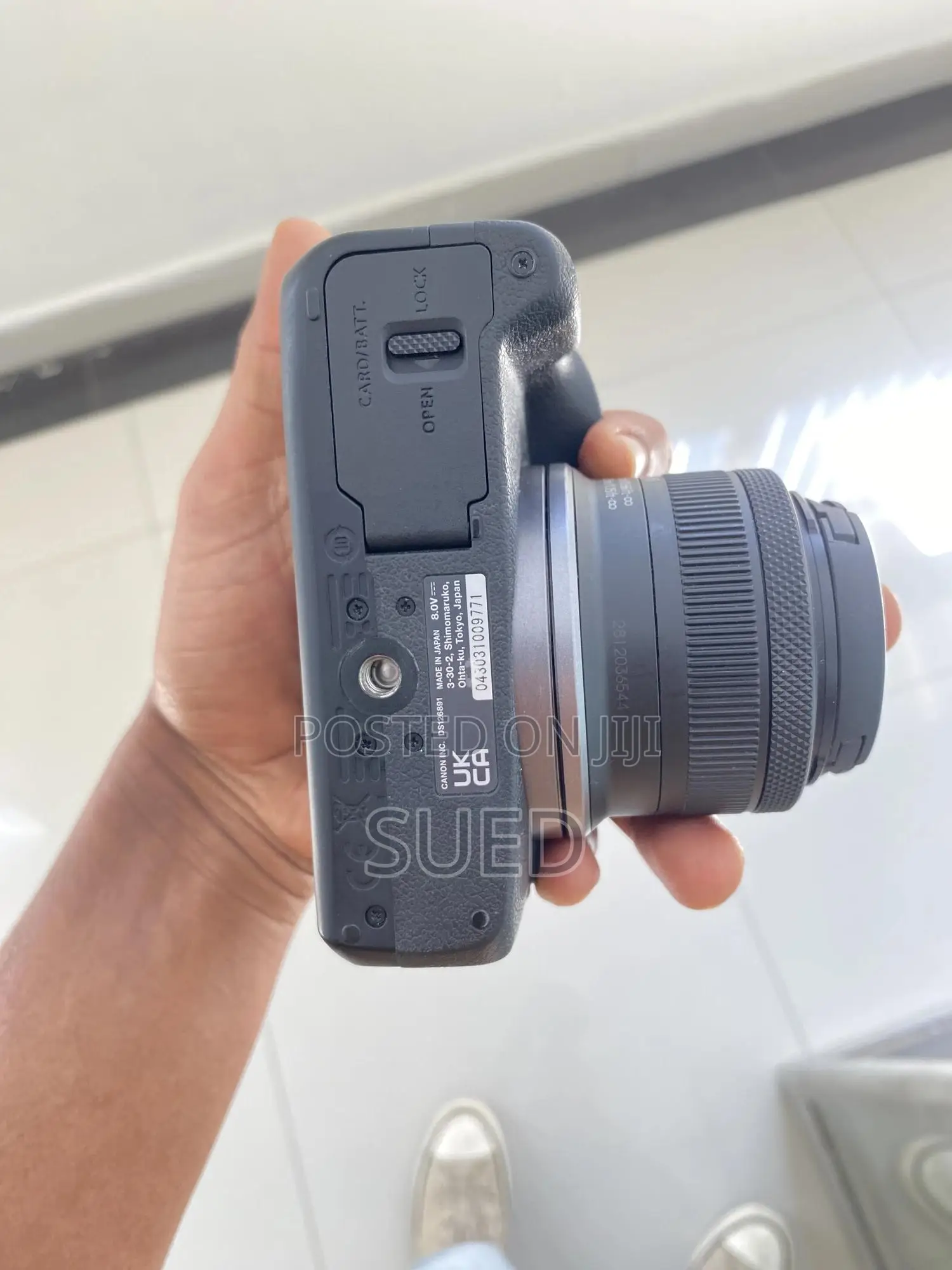 Canon R100 With 18-45 Lense