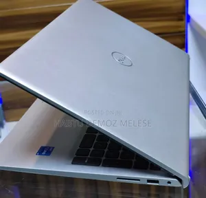 New Laptop Dell Inspiron 15 16GB Intel Core I7 HDD 512GB