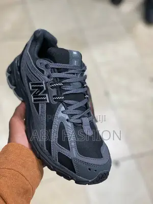 New Balance 1906r Sneaker