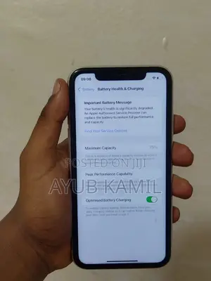 Photo - Apple iPhone 11 128 GB White