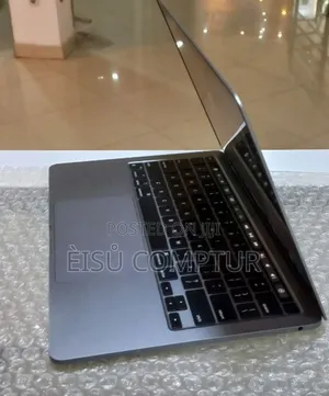 Photo - New Laptop Apple MacBook Pro M1 8GB Apple M1 Max SSD 256GB