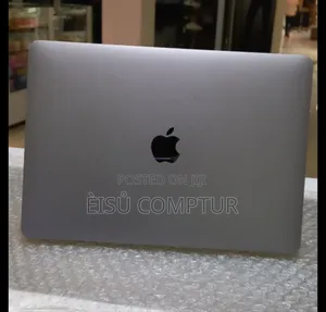 New Laptop Apple MacBook Pro M1 8GB Apple M1 Max SSD 256GB