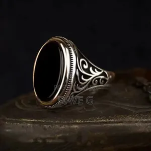 New Fashion Retro Ring Geometric Black Zircon Stone