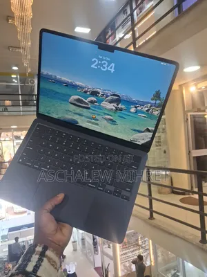 Photo - New Laptop Apple MacBook Air 2024 M3 13-Inch 8GB Apple M3 SSD 256GB