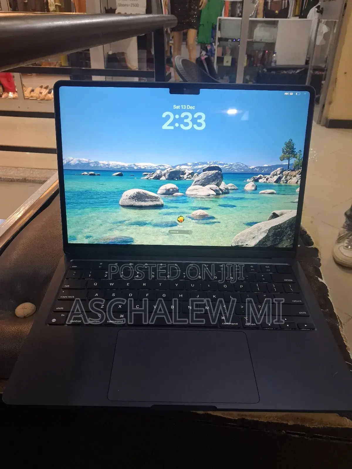 New Laptop Apple MacBook Air 2024 M3 13-Inch 8GB Apple M3 SSD 256GB