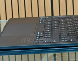 New Laptop Apple MacBook Air 8GB Intel Core M3 SSD 256GB