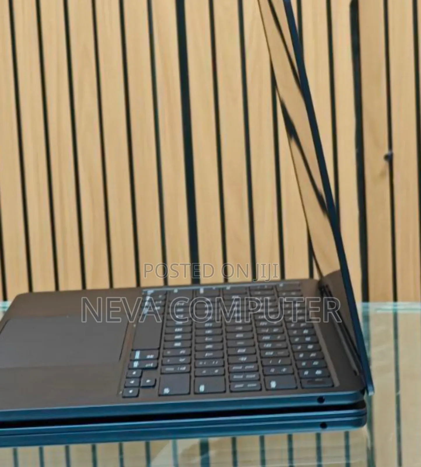 New Laptop Apple MacBook Air 8GB Intel Core M3 SSD 256GB