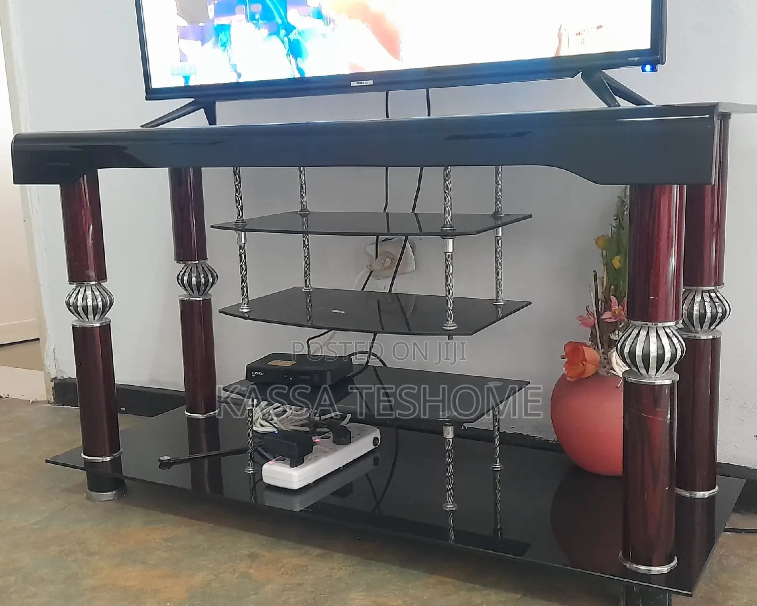 Elegant Black and Brown Glads Tv Stand - Very Good Condition