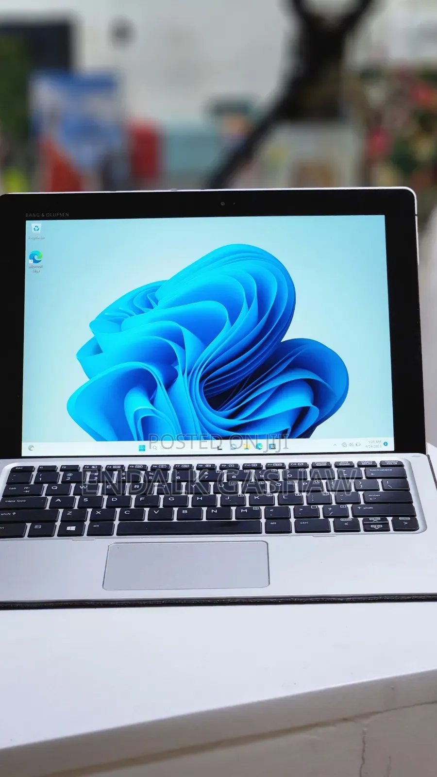 New Laptop HP Elite X2 1012 8GB SSD 256GB