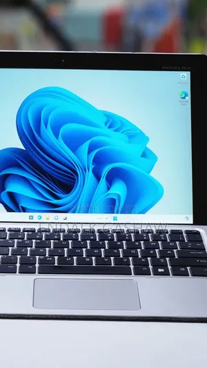 New Laptop HP Elite X2 1012 8GB SSD 256GB