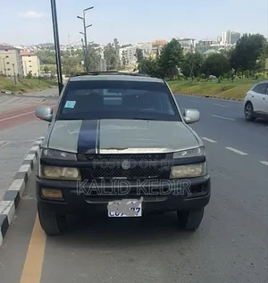 Photo - Mitsubishi L200 2012 Gray