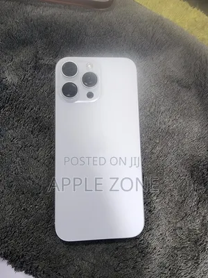 Apple iPhone 16 Pro Max 256 GB Silver