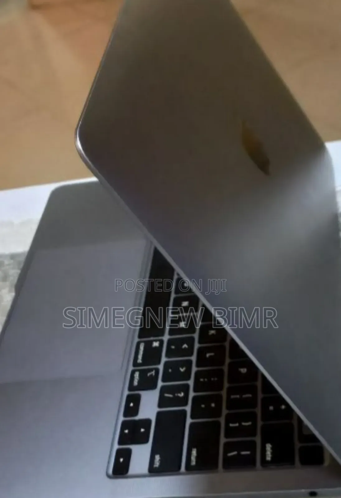 New Laptop Apple MacBook Pro M1 8GB Apple M1 Pro SSD 256GB