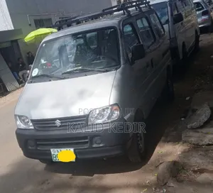 Suzuki Eeco 2025 Silver