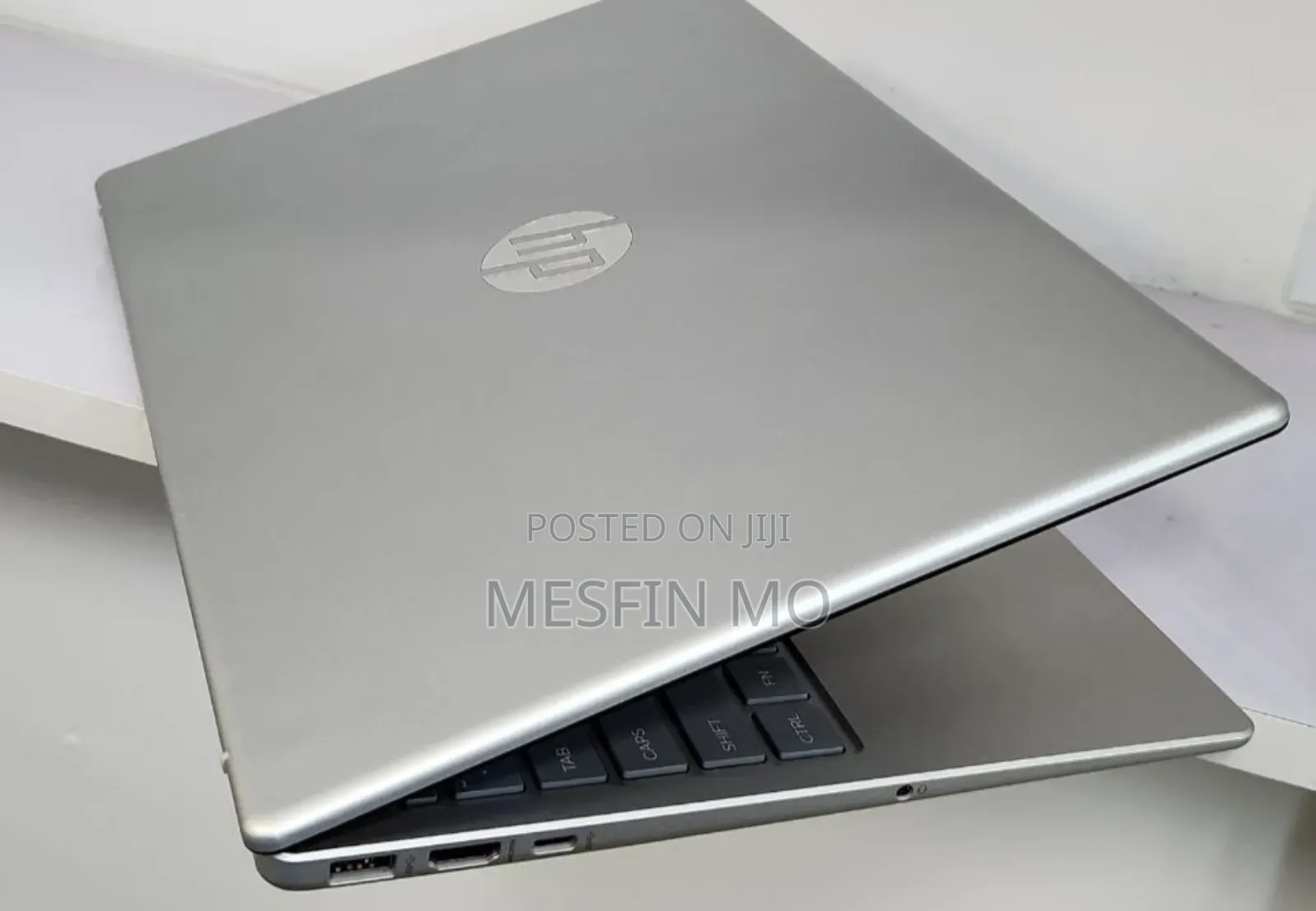 New Laptop HP Stream Notebook 8GB AMD Ryzen 3 SSD 256GB