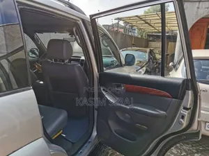 Toyota Land Cruiser Prado 3.0 D-4D 5dr 2008 Black